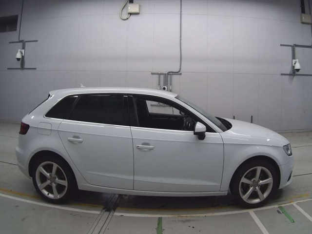 AUDI A3 2016