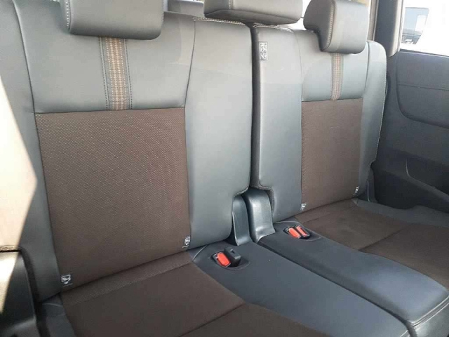 TOYOTA SIENTA 2020