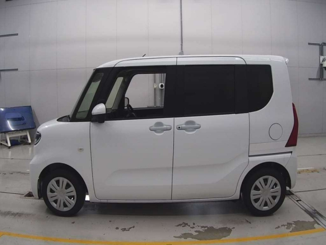 DAIHATSU TANTO 2024