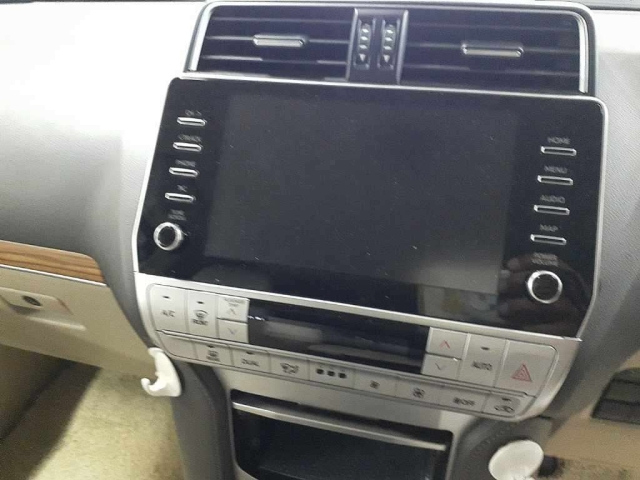 TOYOTA LAND CRUISER PRADO 2021