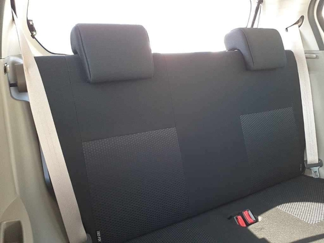 DAIHATSU MIRA E S 2016
