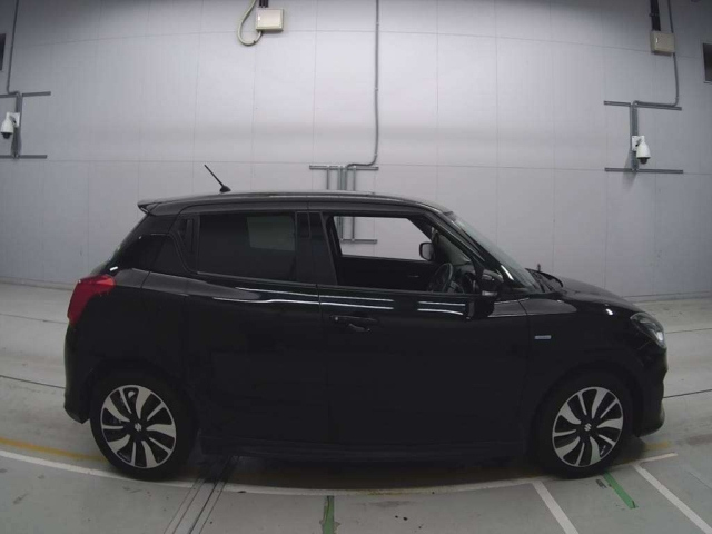 SUZUKI SWIFT 2017