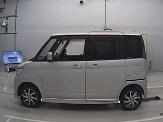 NISSAN ROOX 2012