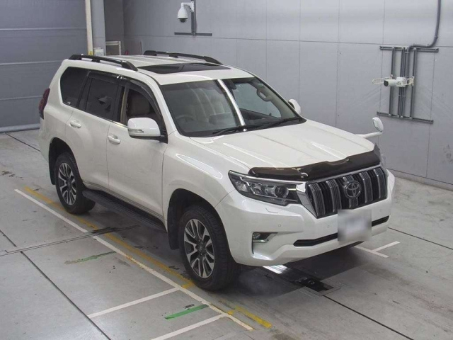 TOYOTA LAND CRUISER PRADO 2022