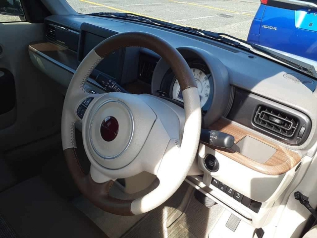 SUZUKI ALTO LAPIN 2024