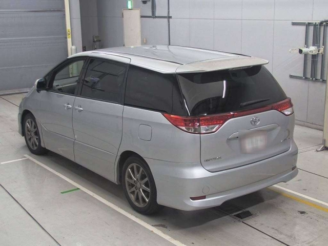 TOYOTA ESTIMA 2009