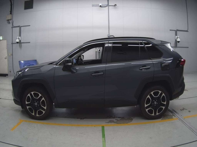 TOYOTA RAV4 2020