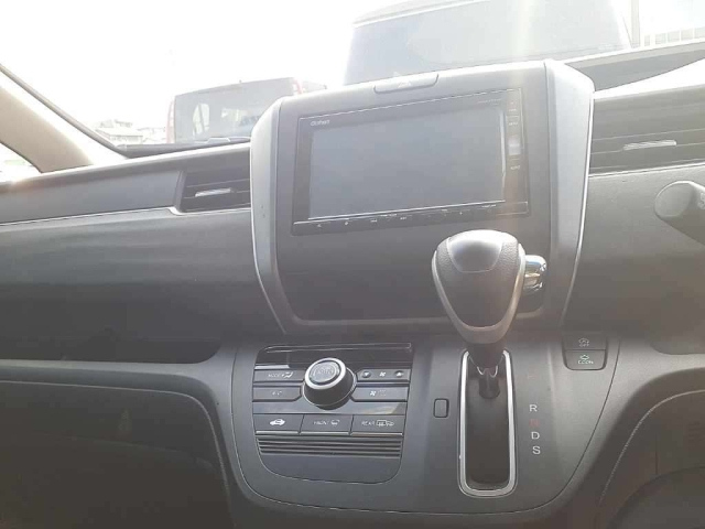 HONDA FREED 2016