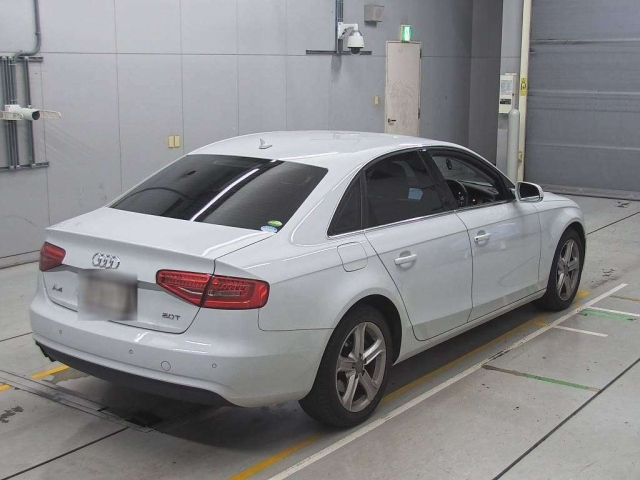 AUDI A4 2012