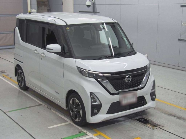 NISSAN ROOX 2020