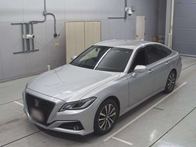 TOYOTA CROWN 2020