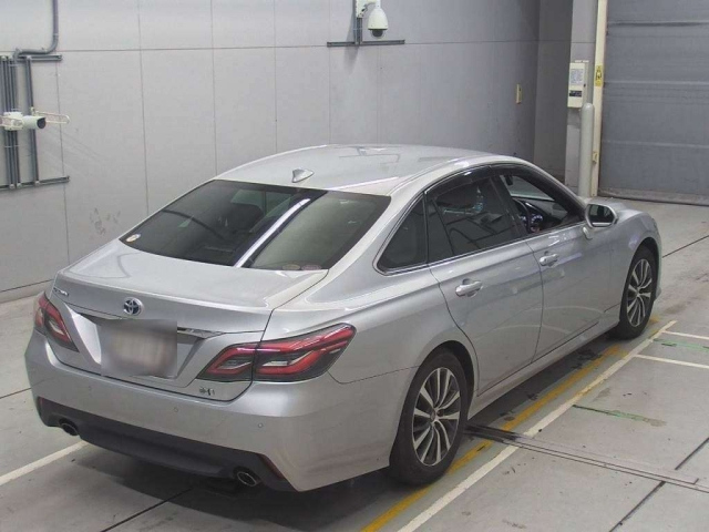 TOYOTA CROWN 2020