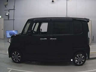 HONDA N BOX 2021