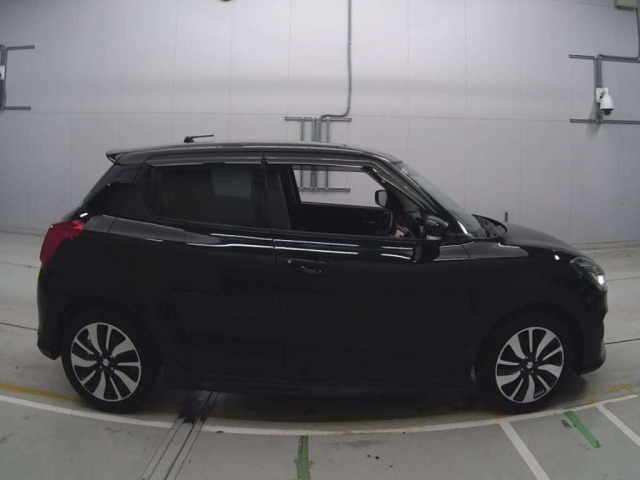 SUZUKI SWIFT 2017