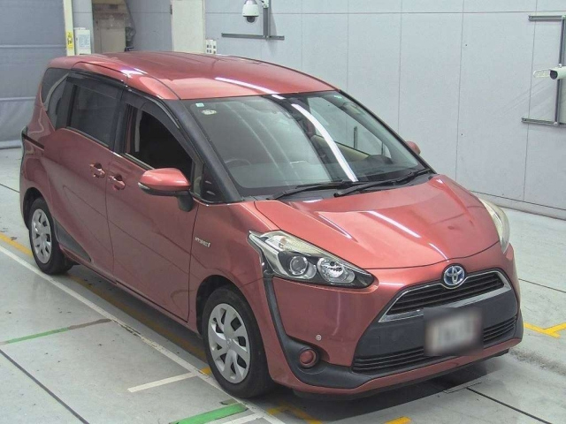 TOYOTA SIENTA 2016
