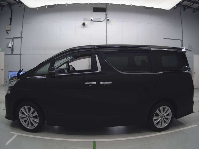 TOYOTA VELLFIRE 2016