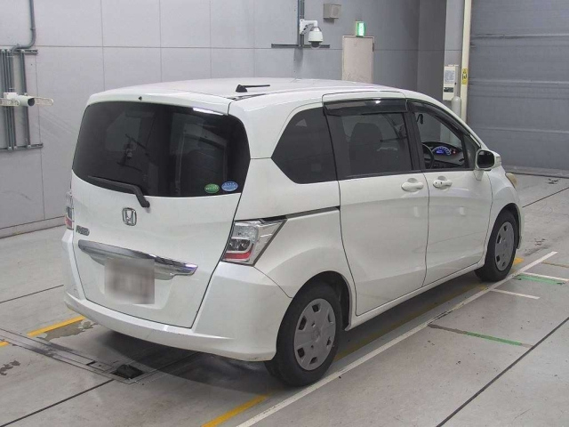 HONDA FREED 2013