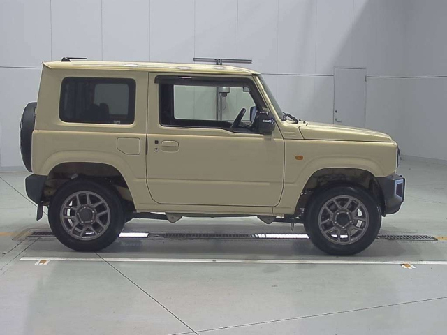 SUZUKI JIMNY 2021