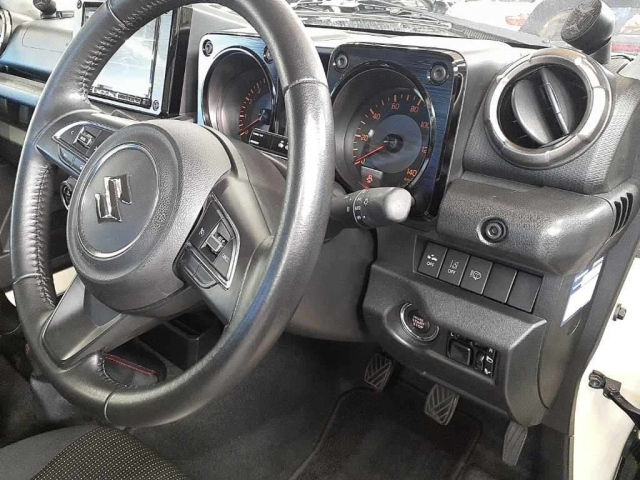 SUZUKI JIMNY 2021