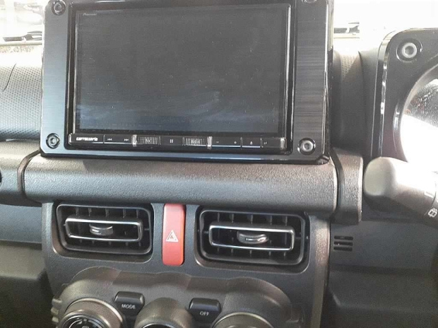 SUZUKI JIMNY 2021