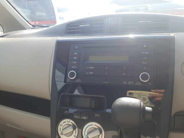 MITSUBISHI EK WAGON 2013