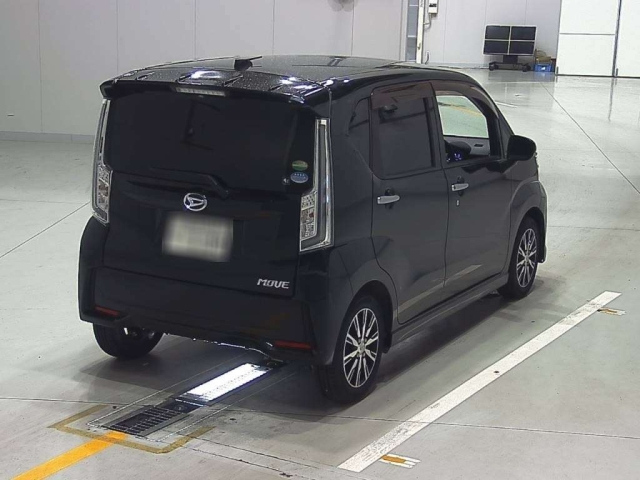 DAIHATSU MOVE 2017