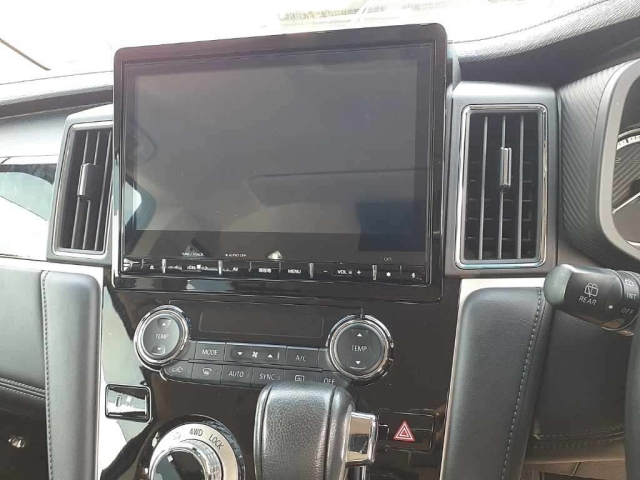 MITSUBISHI DELICA D5 2019