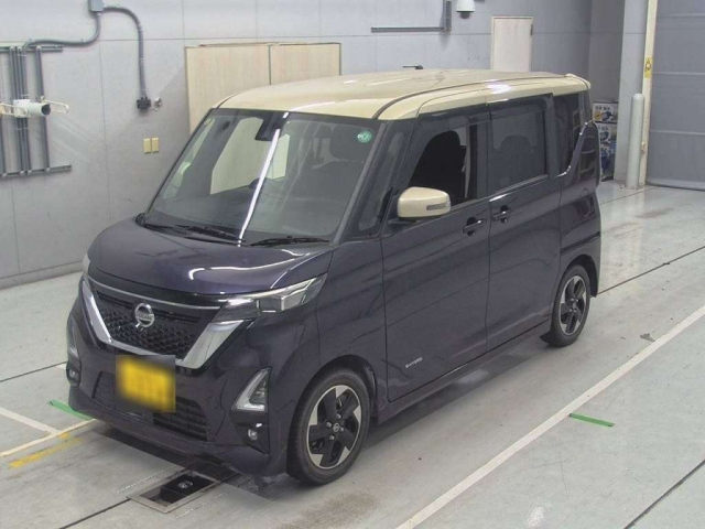 NISSAN ROOX 2020