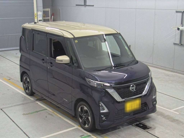 NISSAN ROOX 2020