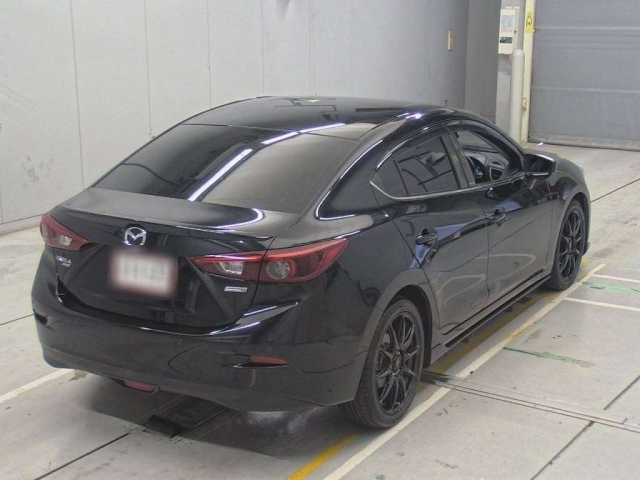 MAZDA AXELA 2016