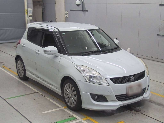 SUZUKI SWIFT 2012