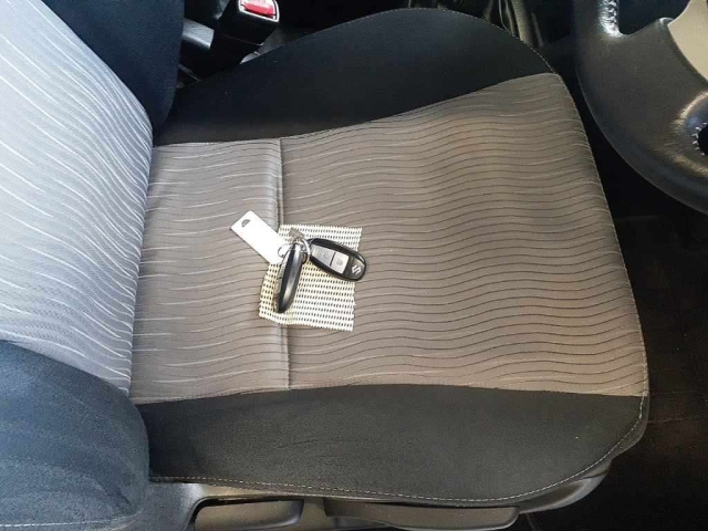 SUZUKI SWIFT 2012