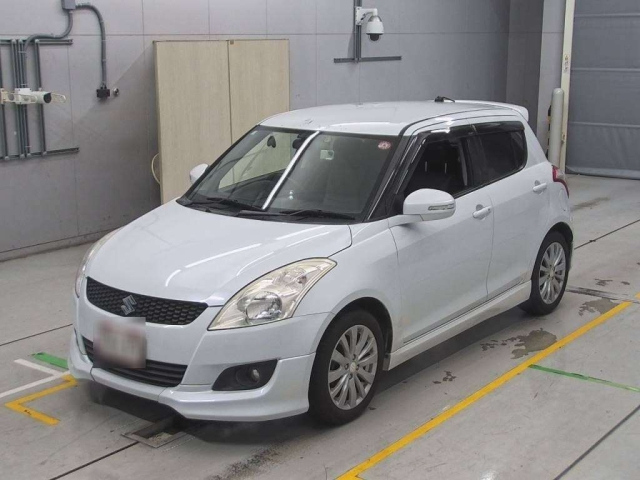 SUZUKI SWIFT 2012