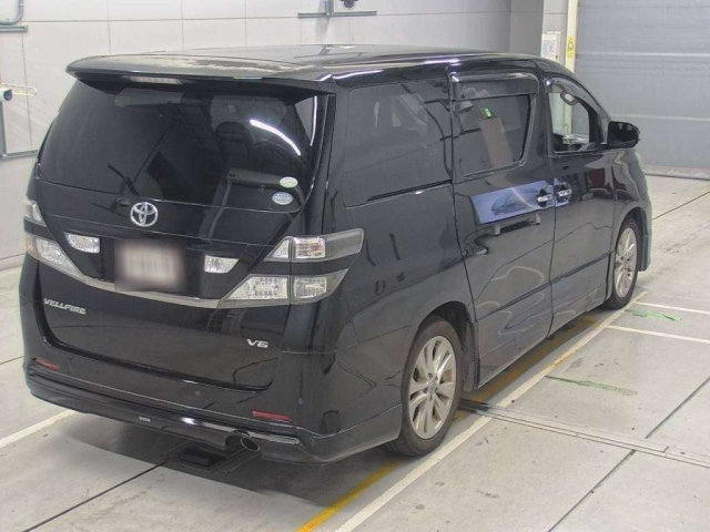 TOYOTA VELLFIRE 2009