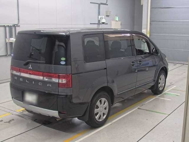 MITSUBISHI DELICA D5 2013