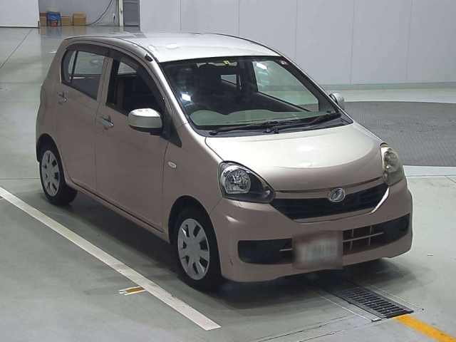 DAIHATSU MIRA E S 2014