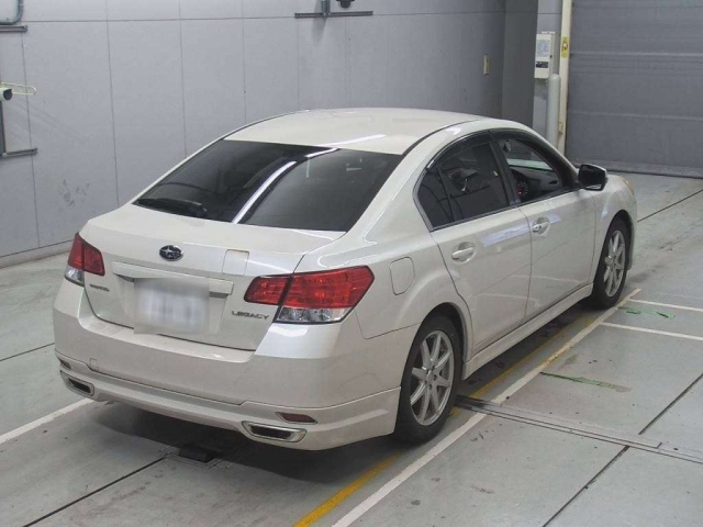 SUBARU LEGACY B4 2011