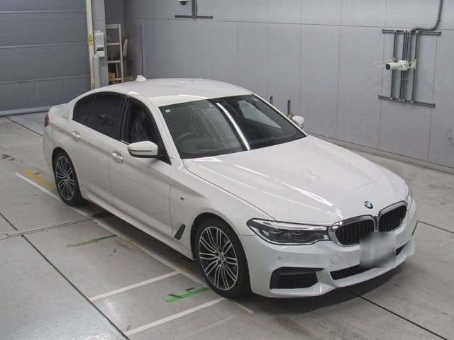 BMW 5 SERIES 2019