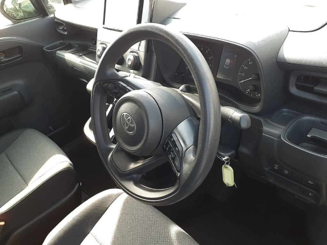TOYOTA SIENTA 2023