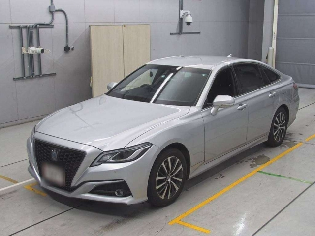 TOYOTA CROWN 2020