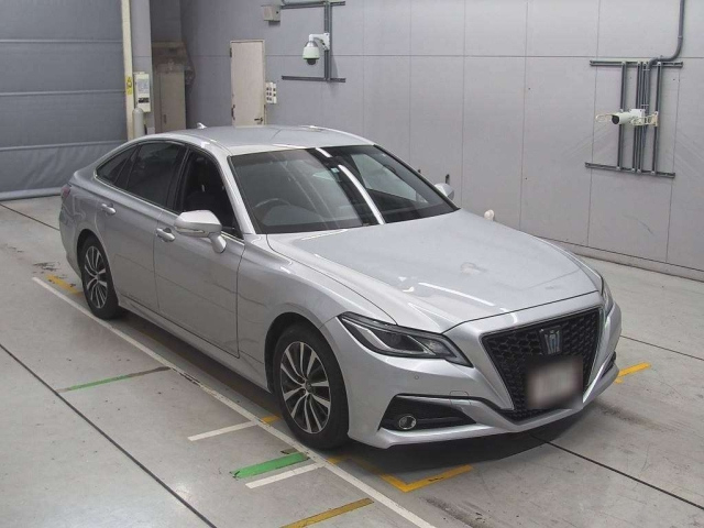 TOYOTA CROWN 2020