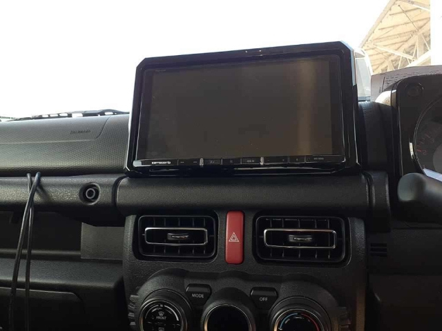 SUZUKI JIMNY 2023