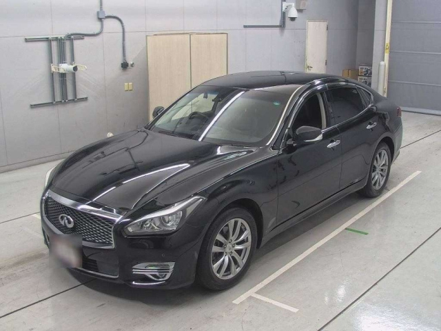 NISSAN FUGA 2015