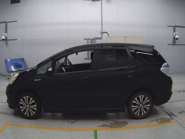 HONDA FIT SHUTTLE 2014