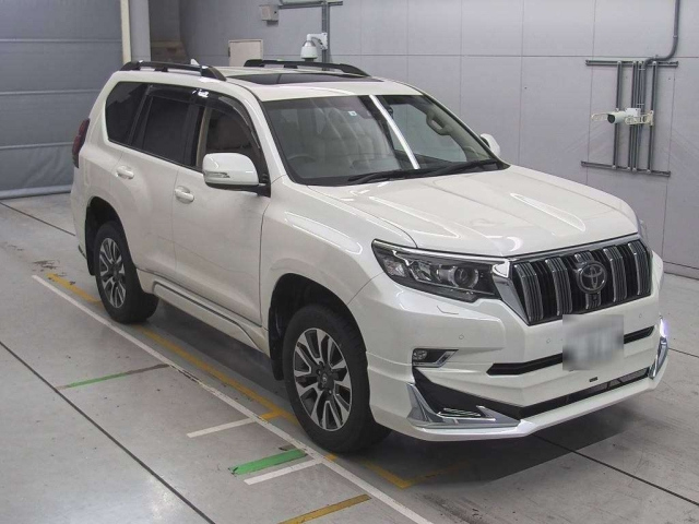 TOYOTA LAND CRUISER PRADO 2022