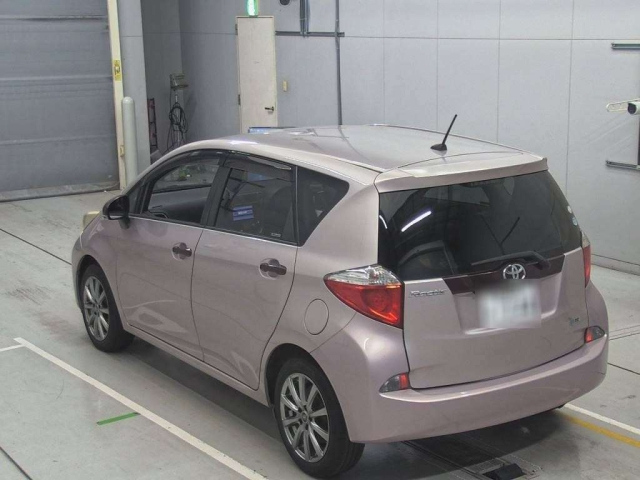 TOYOTA RACTIS 2012