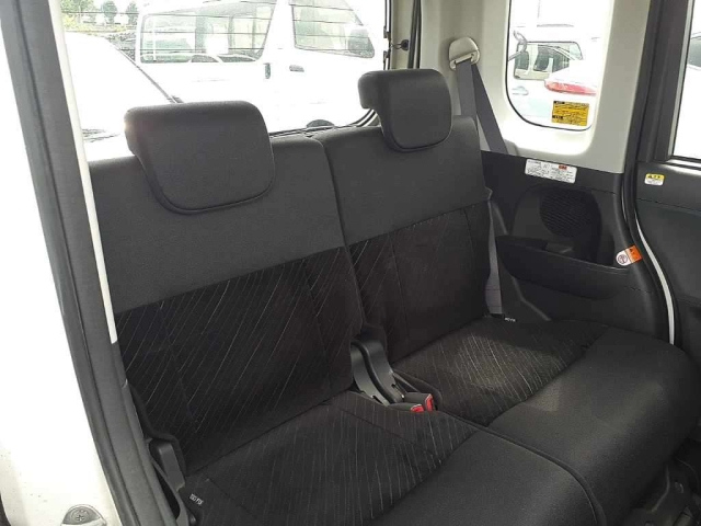 DAIHATSU TANTO 2018