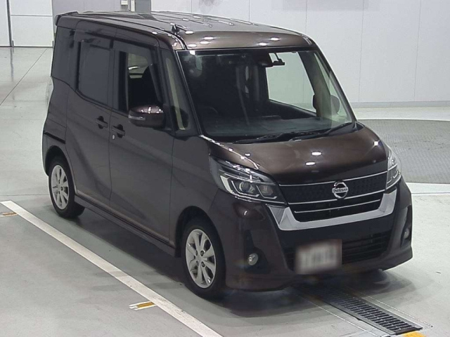 NISSAN DAYZ ROOX 2019