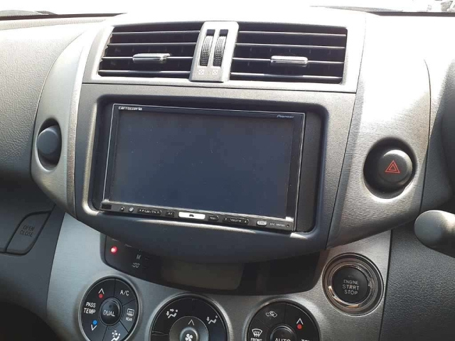 TOYOTA VANGUARD 2009