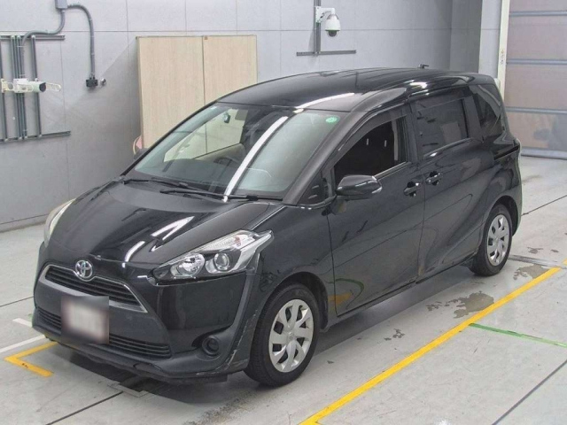 TOYOTA SIENTA 2016